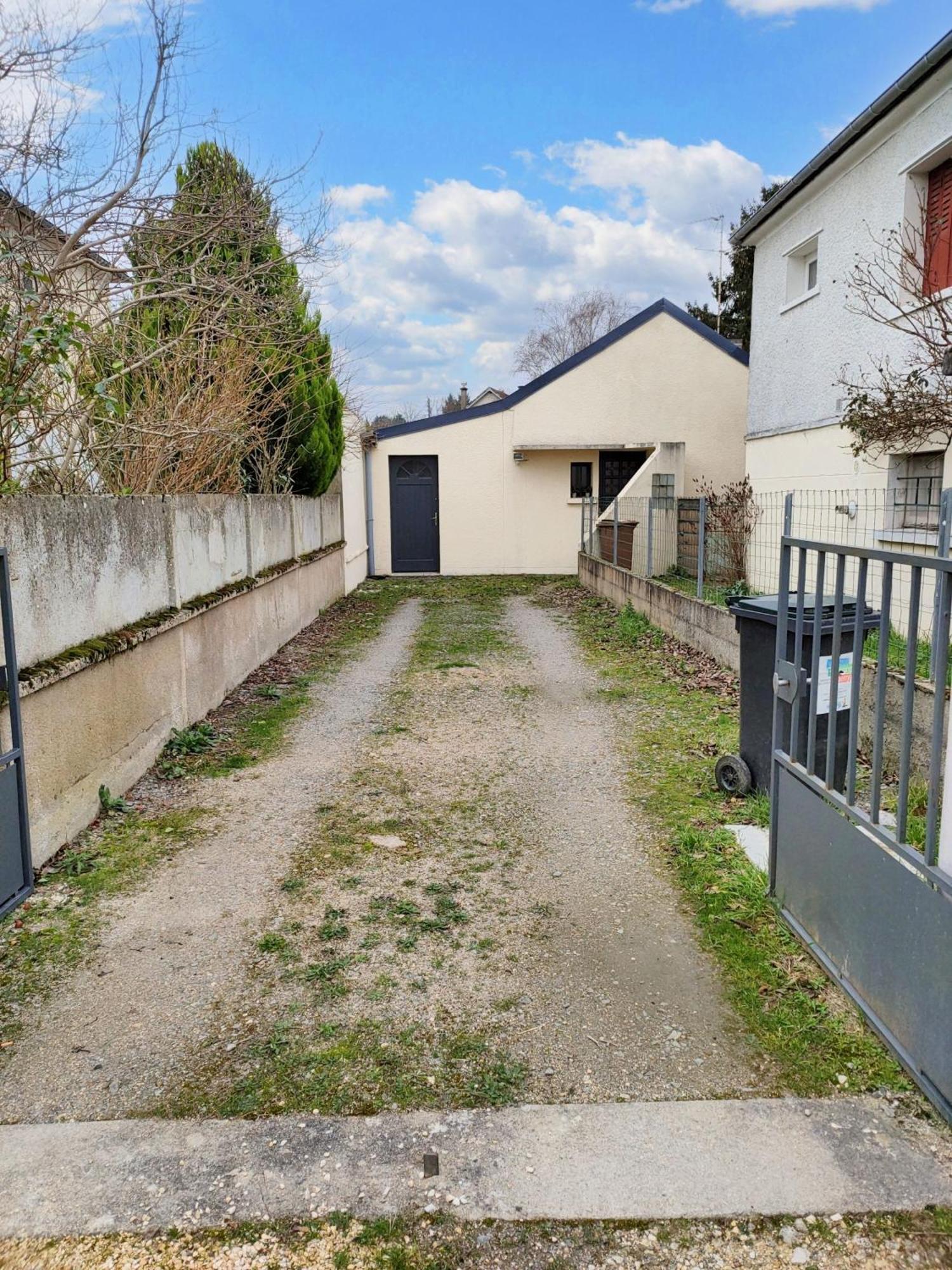 Maison Charmante A Vierzon Avec Jardin Prive Zewnętrze zdjęcie
